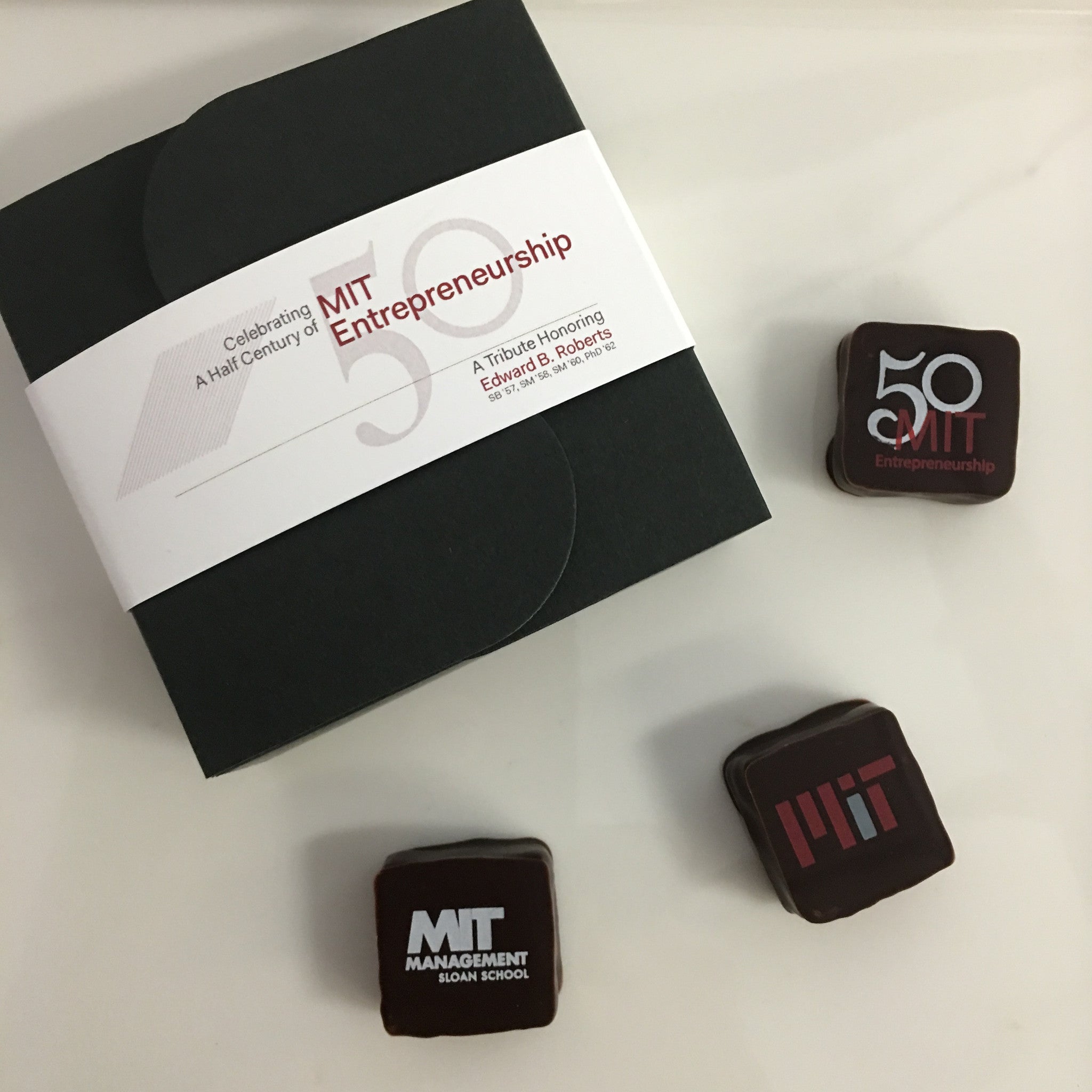 Give Custom Chocolate Gifts for the Holidays